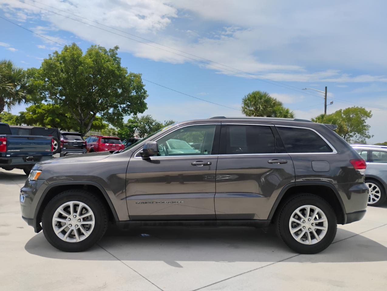 Jeep Grand Cherokee Laredo E 2WD 2021