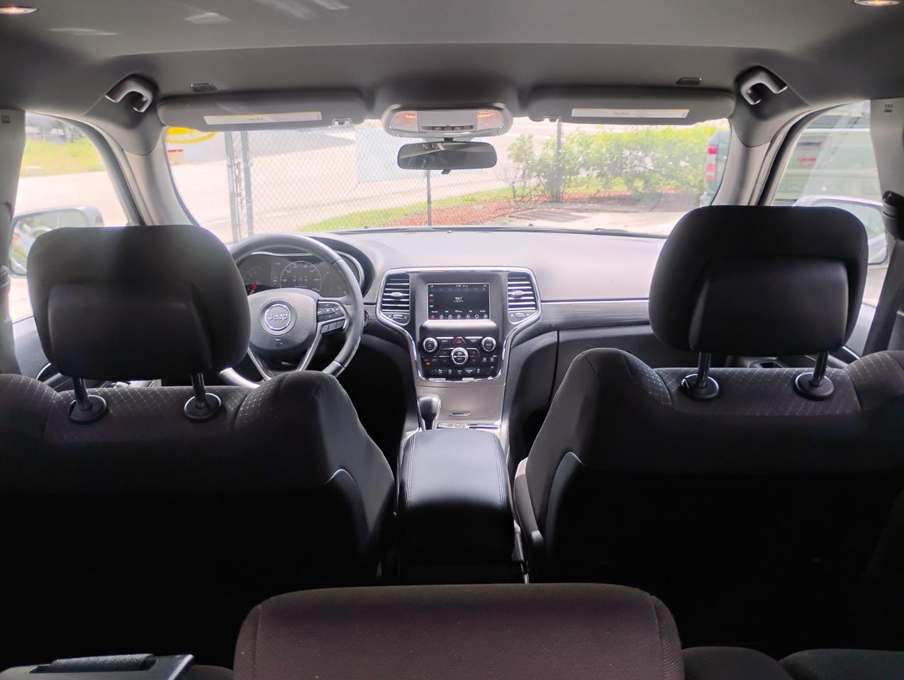 Jeep Grand Cherokee Laredo E 2WD 2021