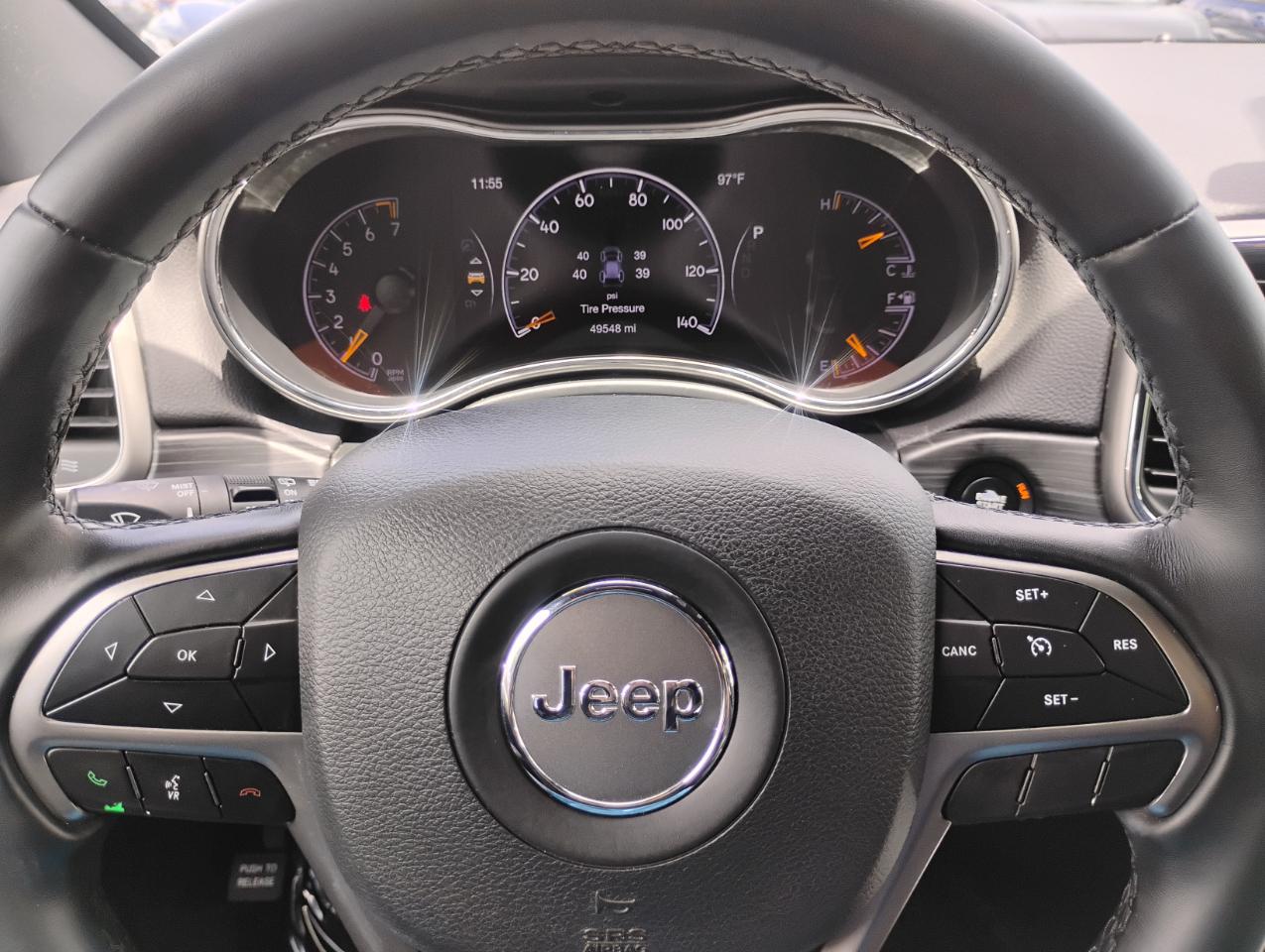 Jeep Grand Cherokee Laredo E 2WD 2021