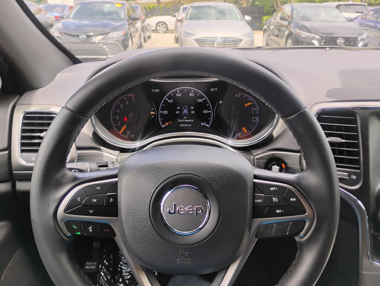 Jeep Grand Cherokee Laredo E 2WD 2021
