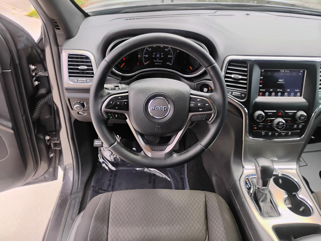 Jeep Grand Cherokee Laredo E 2WD 2021