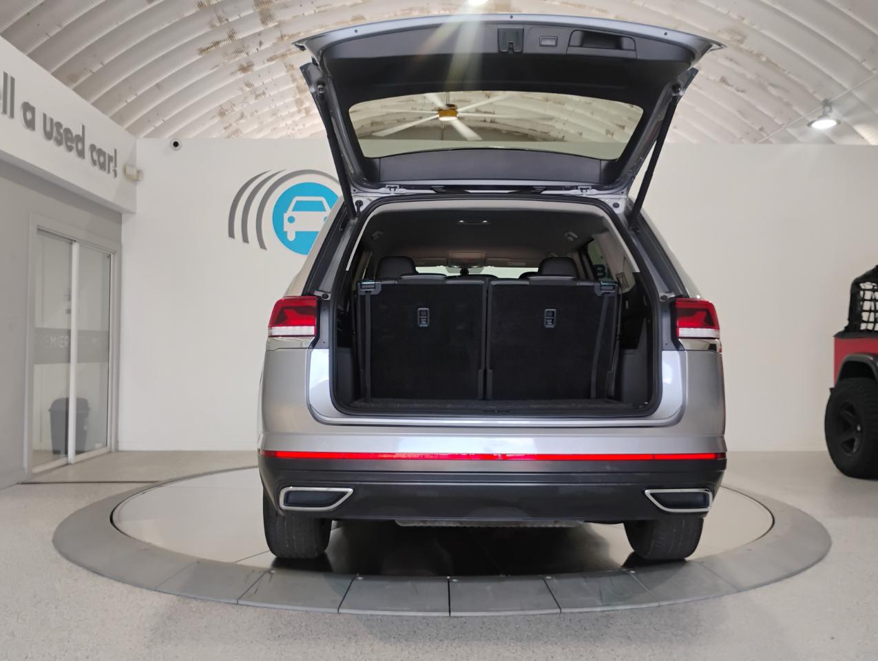 Volkswagen Atlas SE 2021