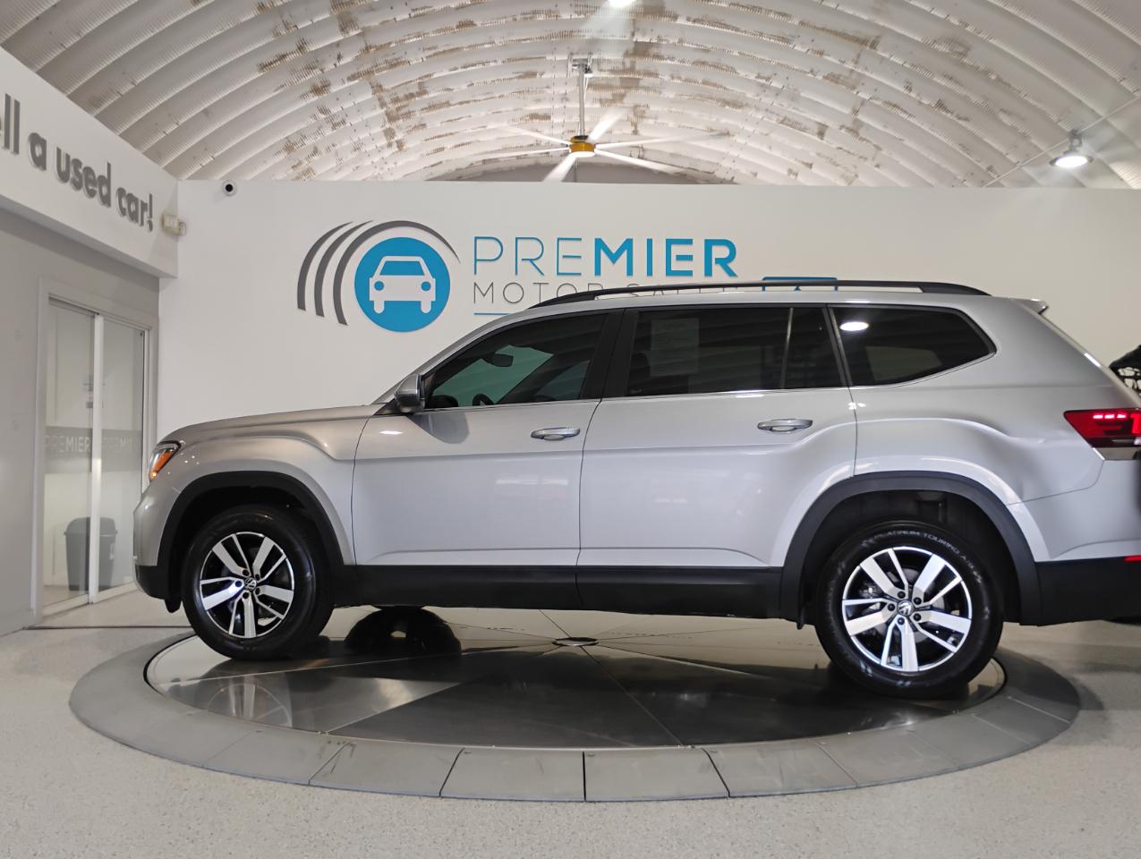 Volkswagen Atlas SE 2021