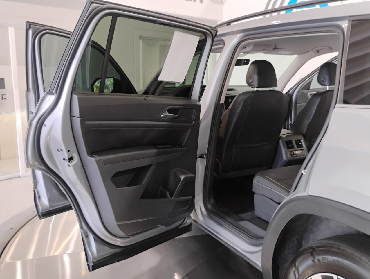 Volkswagen Atlas SE 2021