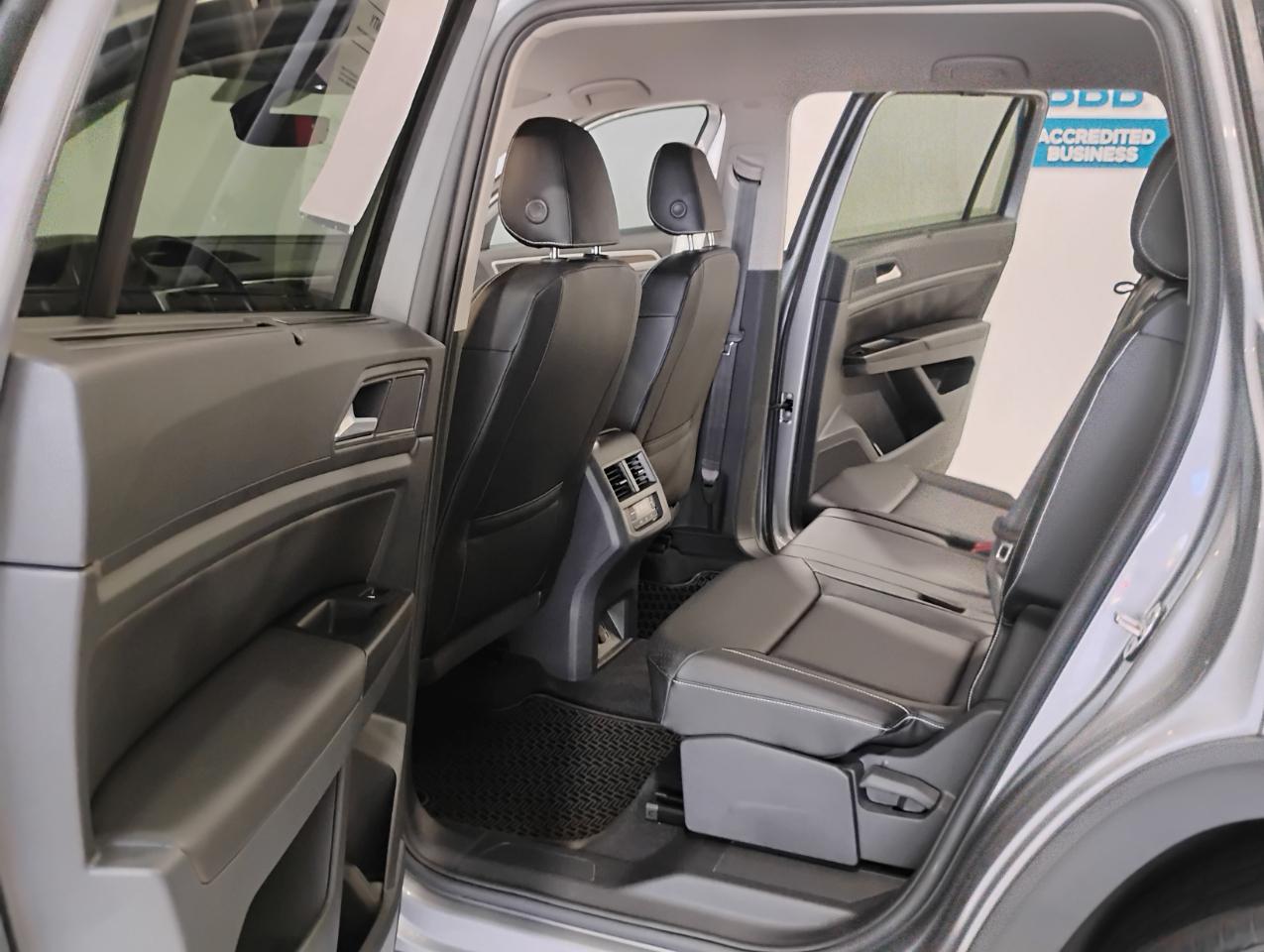 Volkswagen Atlas SE 2021