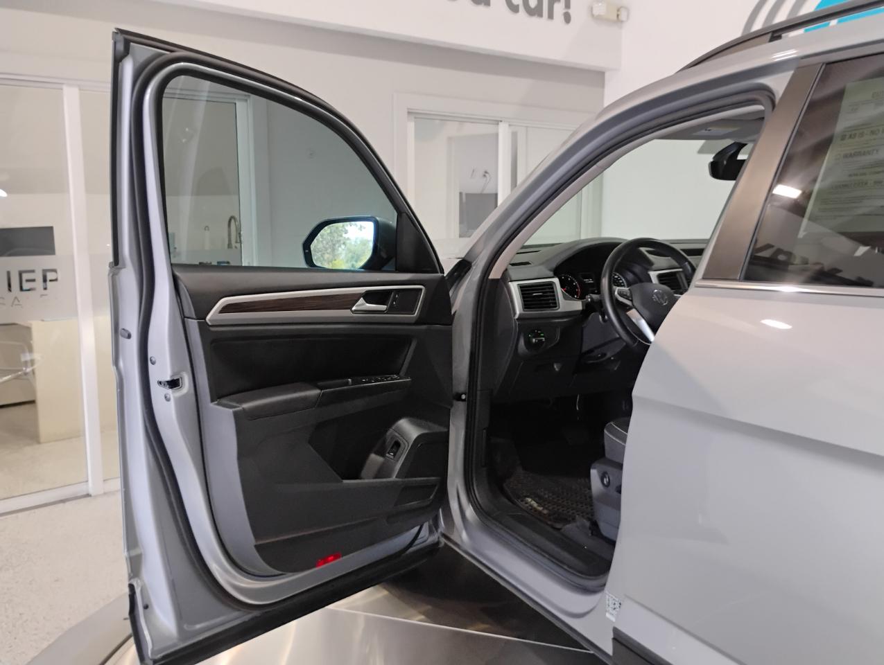 Volkswagen Atlas SE 2021