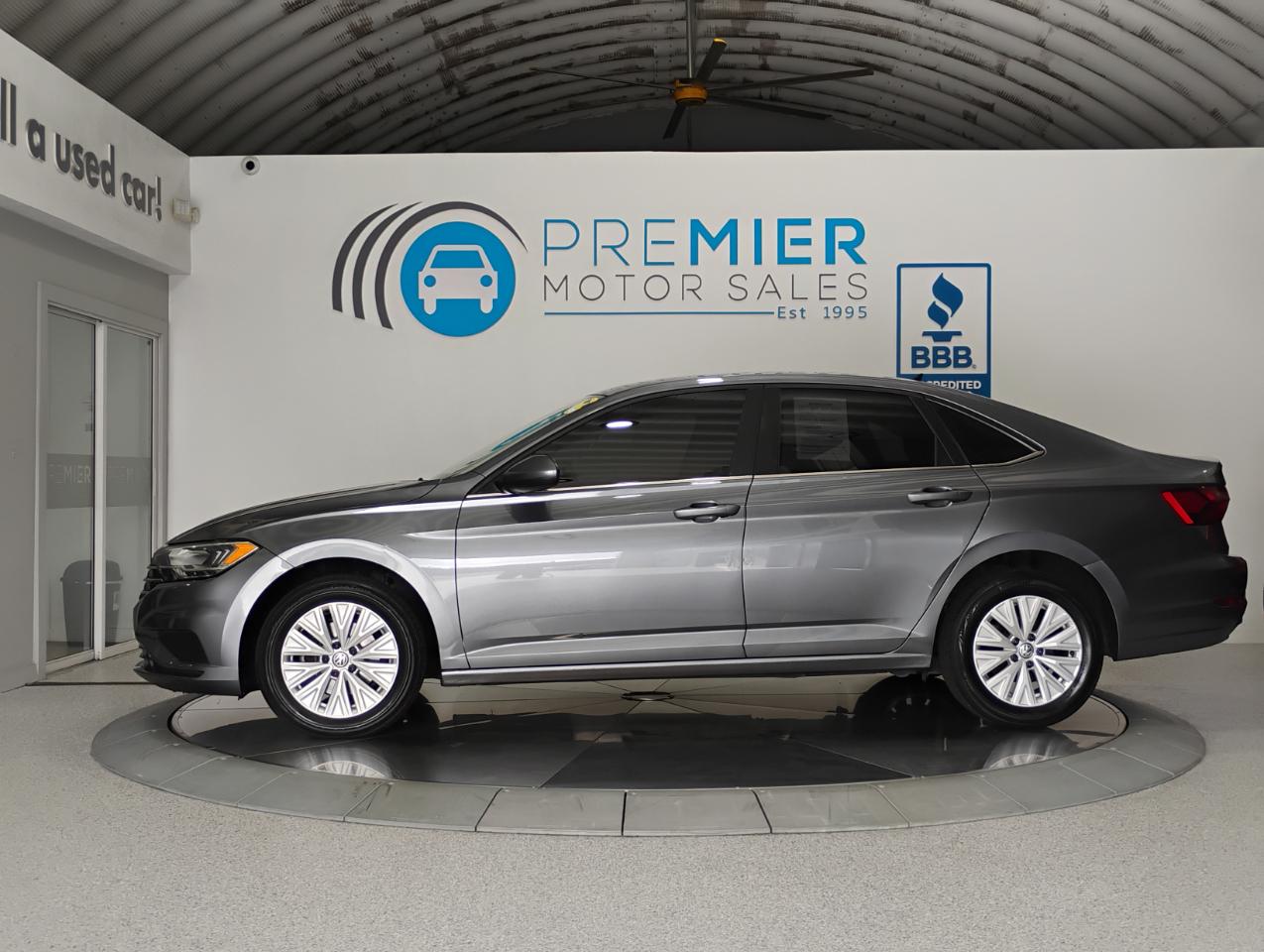 Volkswagen Jetta 1.4T S 8A 2020