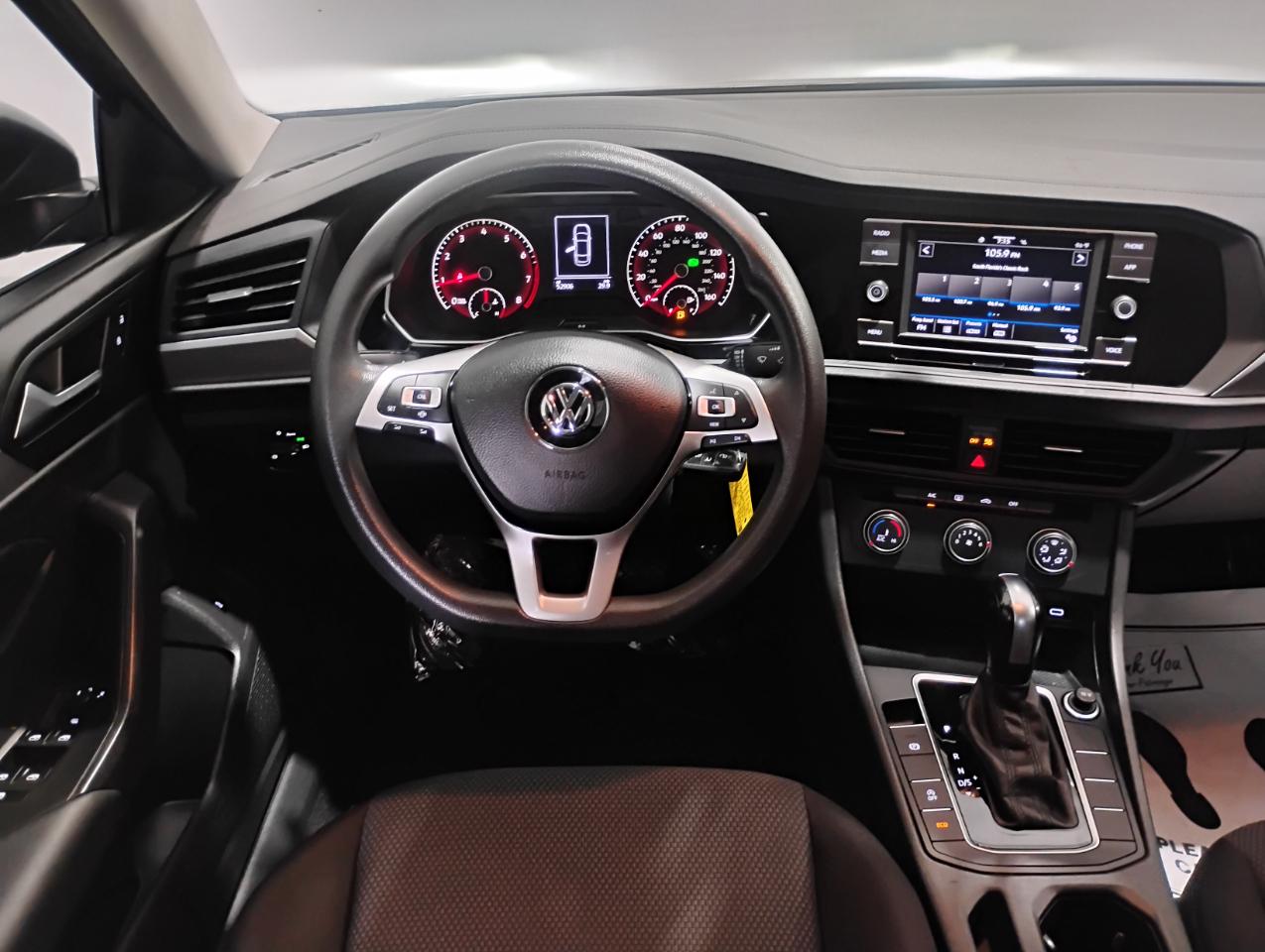Volkswagen Jetta 1.4T S 8A 2020
