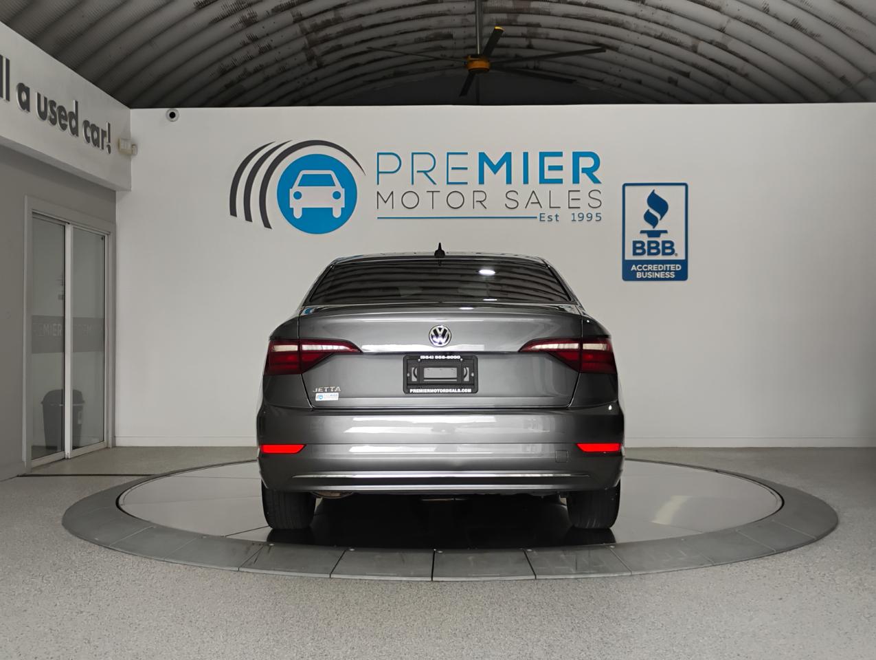 Volkswagen Jetta 1.4T S 8A 2020