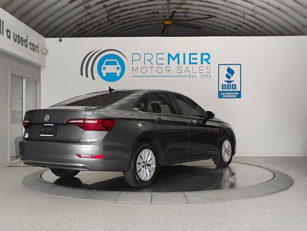 Volkswagen Jetta 1.4T S 8A 2020