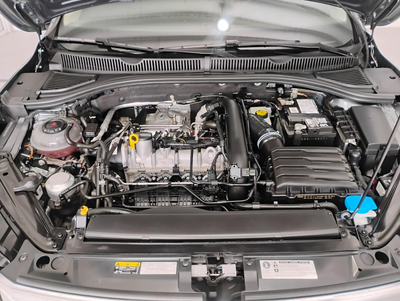 Volkswagen Jetta 1.4T S 8A 2020