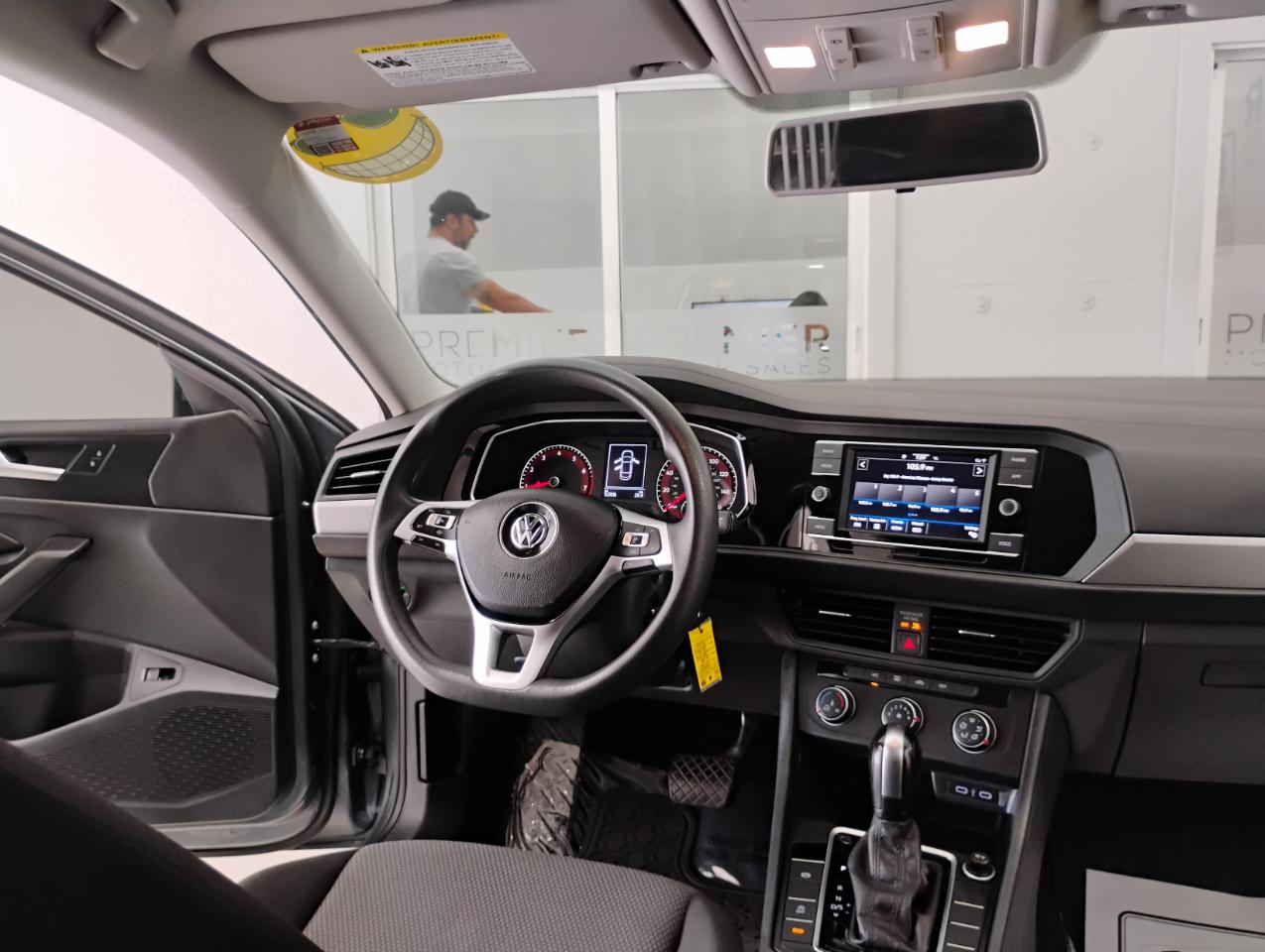 Volkswagen Jetta 1.4T S 8A 2020