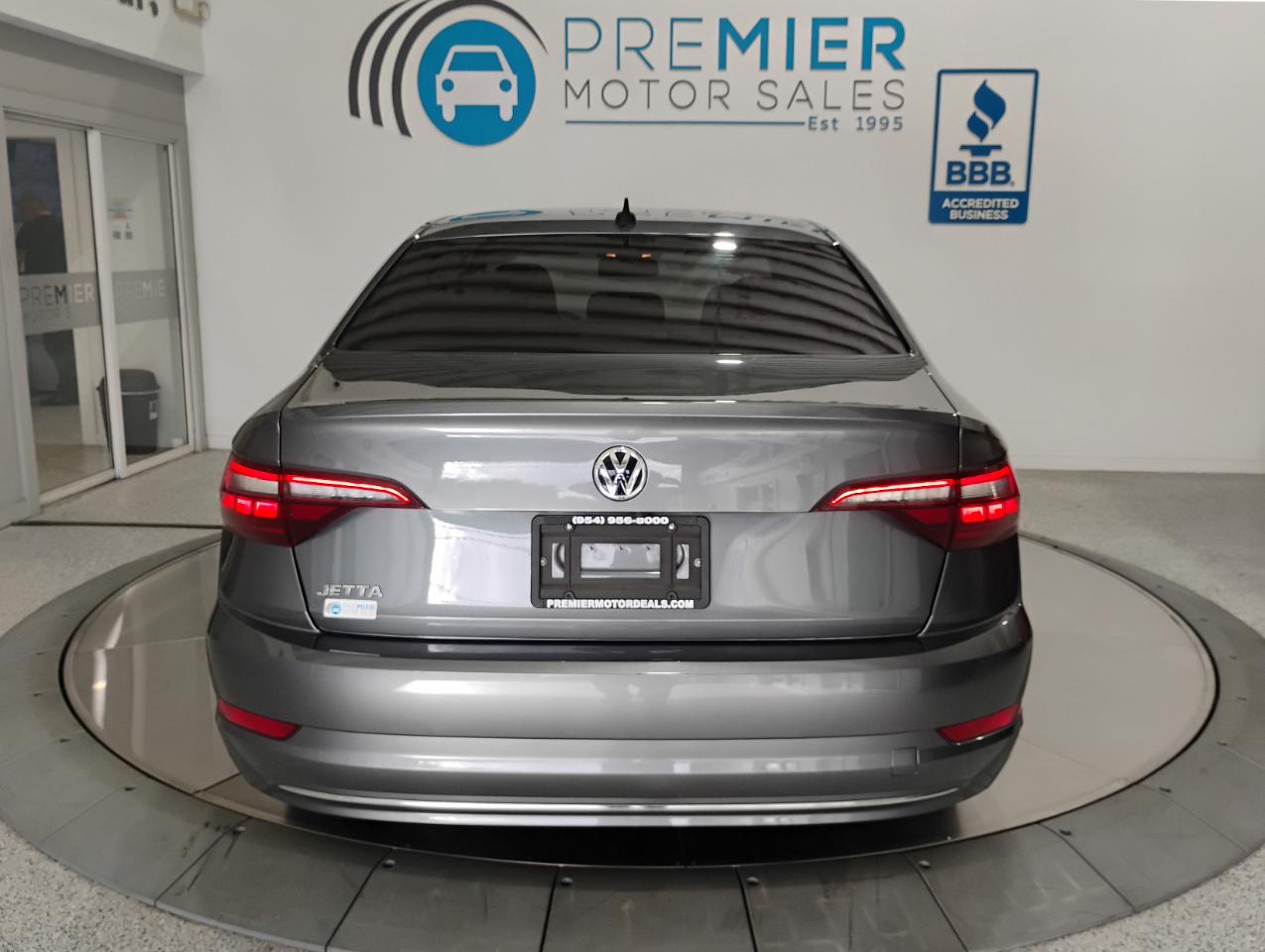 Volkswagen Jetta 1.4T S 8A 2020