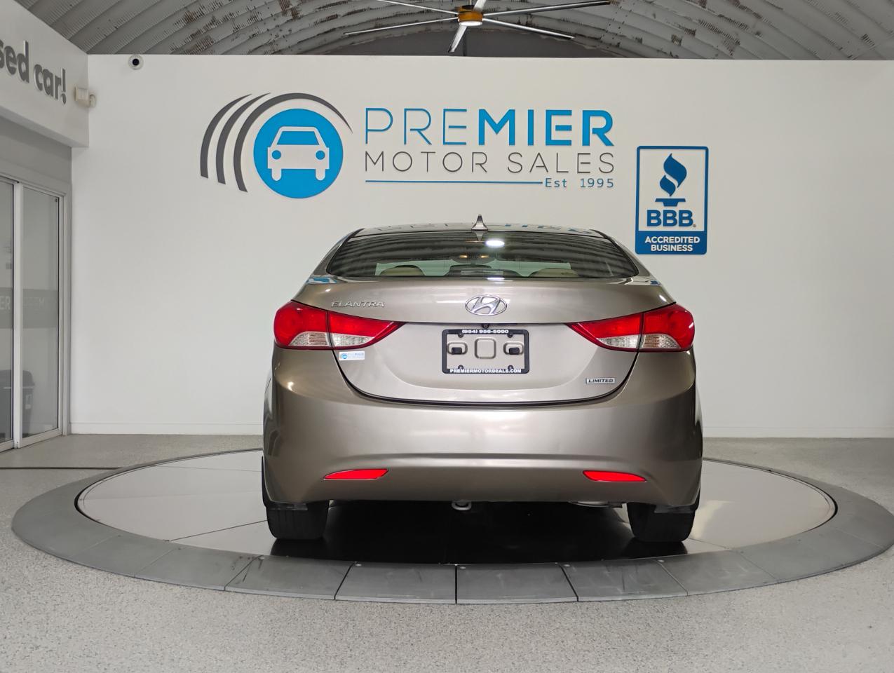 Hyundai Elantra Limited 2013