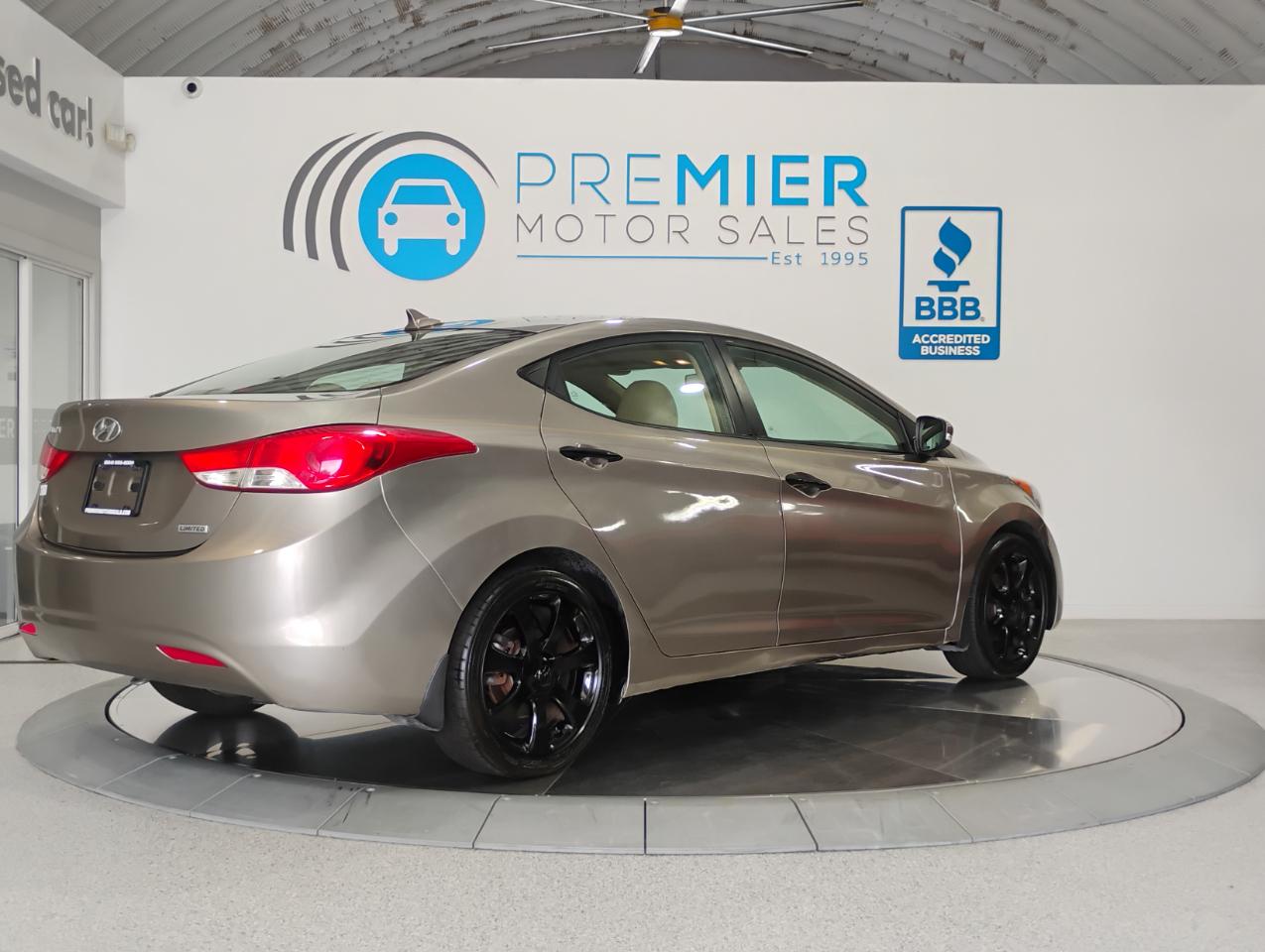 Hyundai Elantra Limited 2013