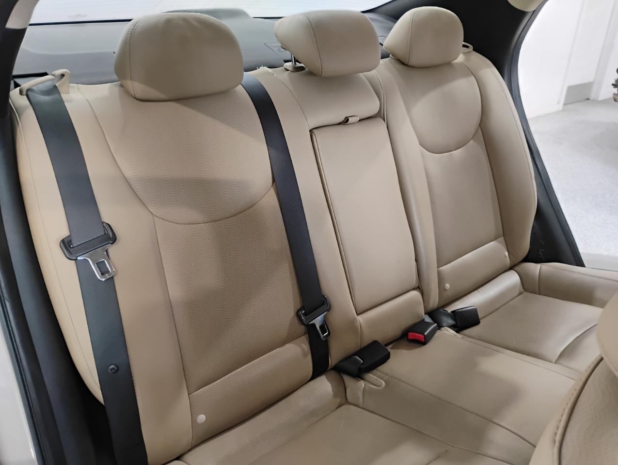 Hyundai Elantra Limited 2013