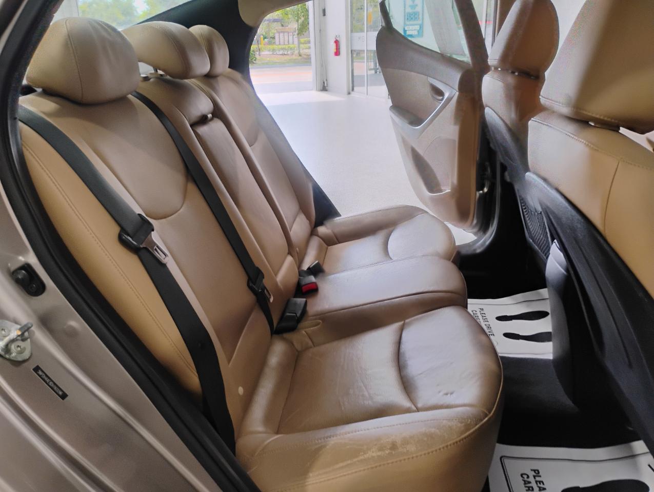 Hyundai Elantra Limited 2013