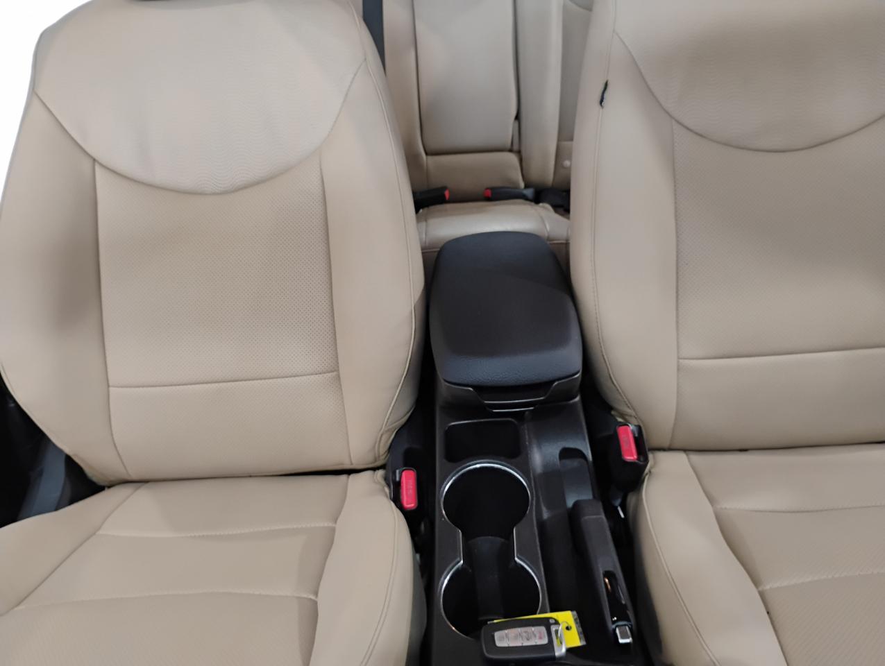 Hyundai Elantra Limited 2013