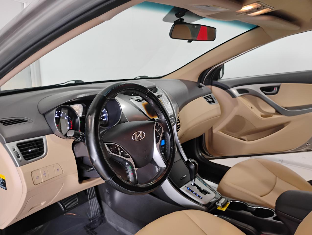 Hyundai Elantra Limited 2013