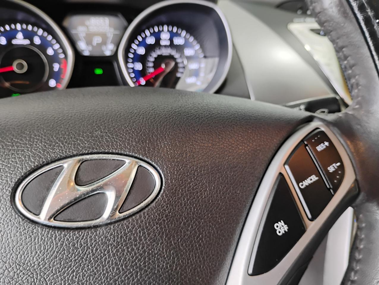 Hyundai Elantra Limited 2013