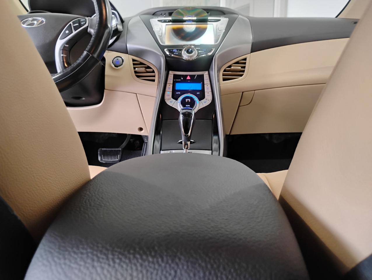 Hyundai Elantra Limited 2013