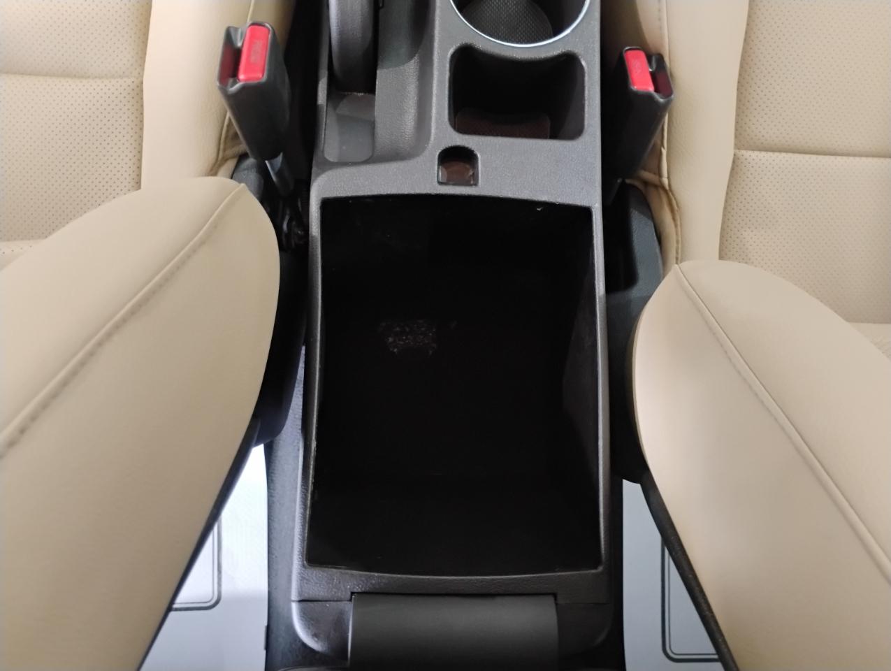 Hyundai Elantra Limited 2013