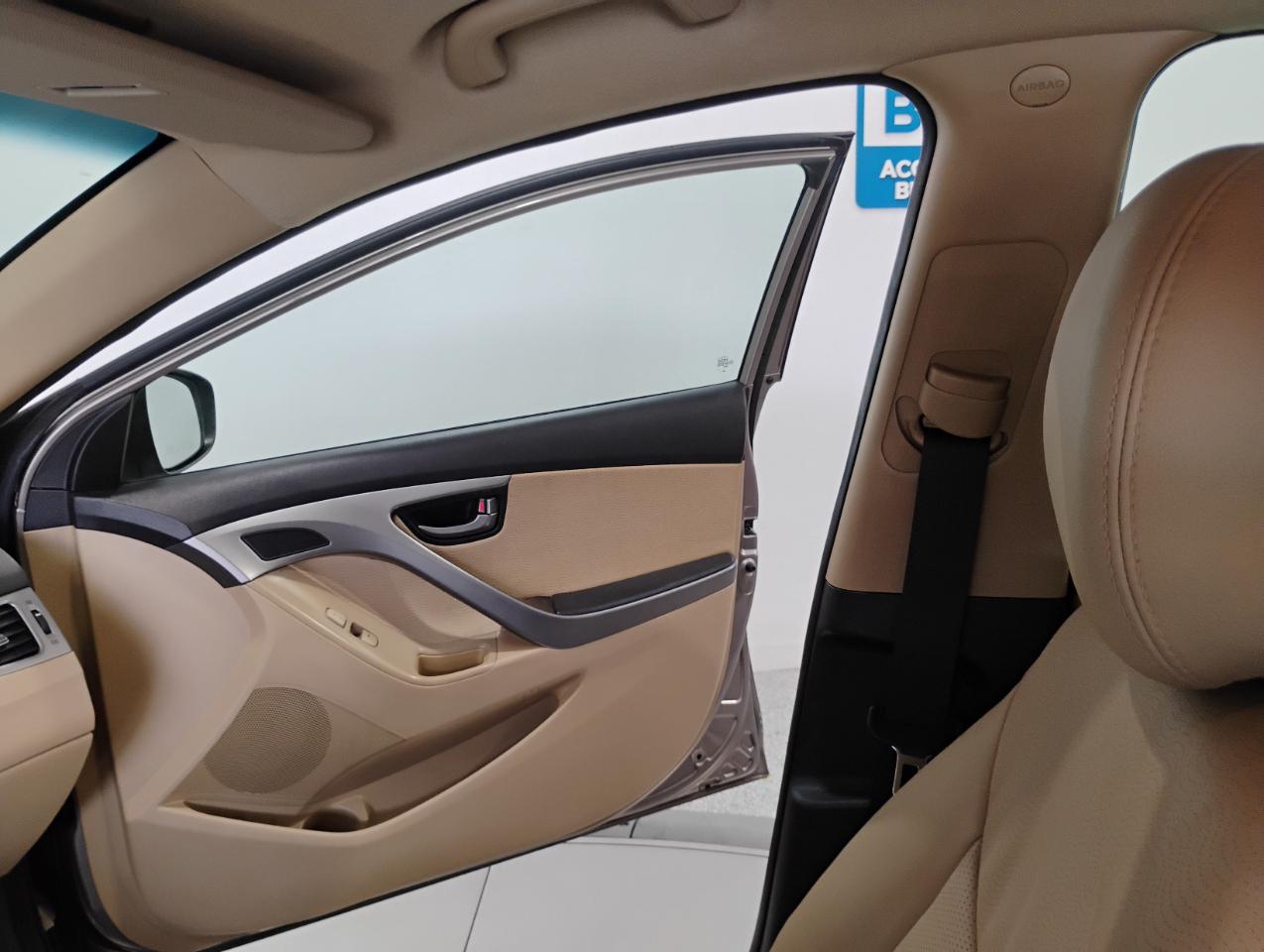 Hyundai Elantra Limited 2013