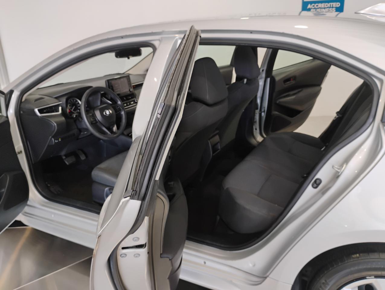 Toyota Corolla LE 2022