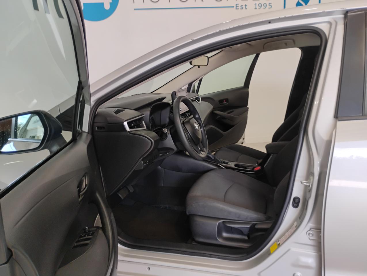 Toyota Corolla LE 2022