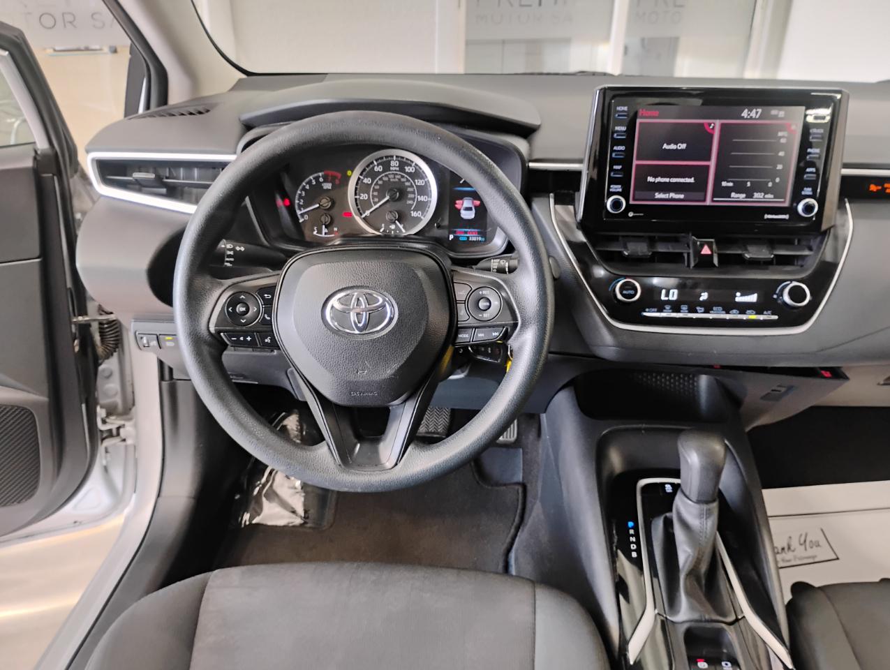 Toyota Corolla LE 2022