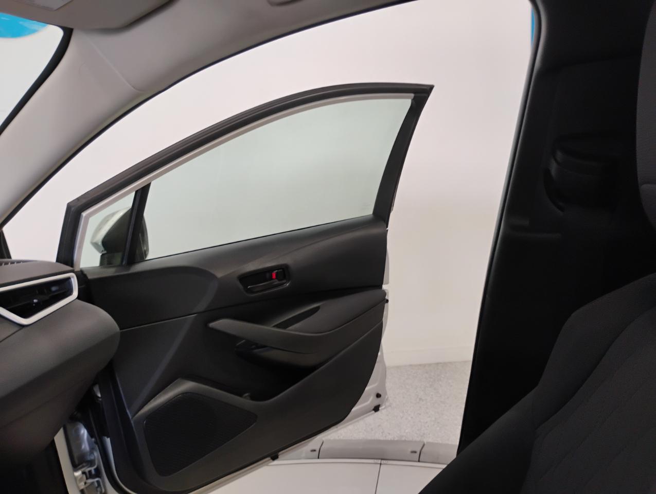 Toyota Corolla LE 2022