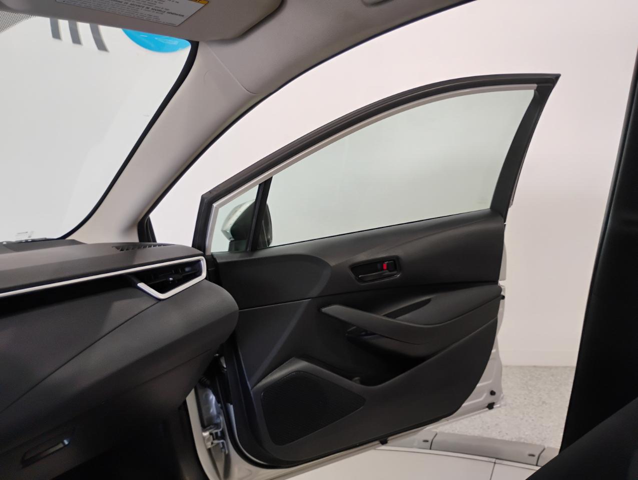 Toyota Corolla LE 2022