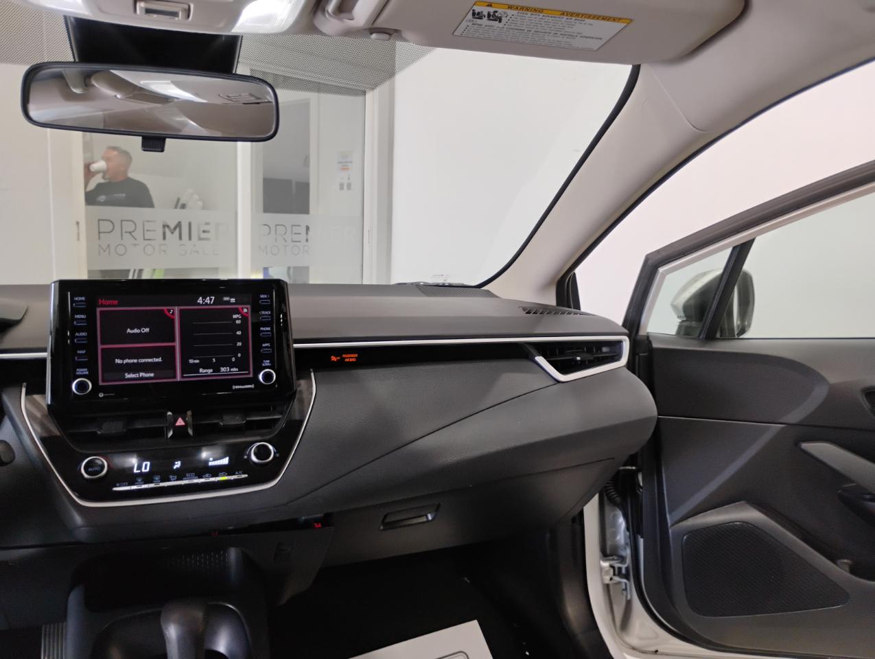 Toyota Corolla LE 2022