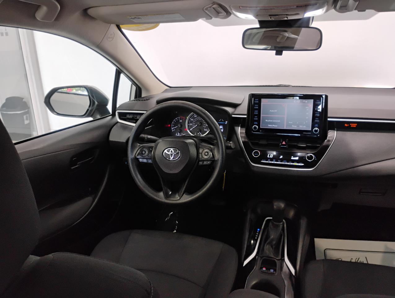 Toyota Corolla LE 2022