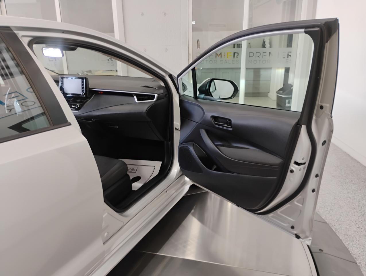 Toyota Corolla LE 2022