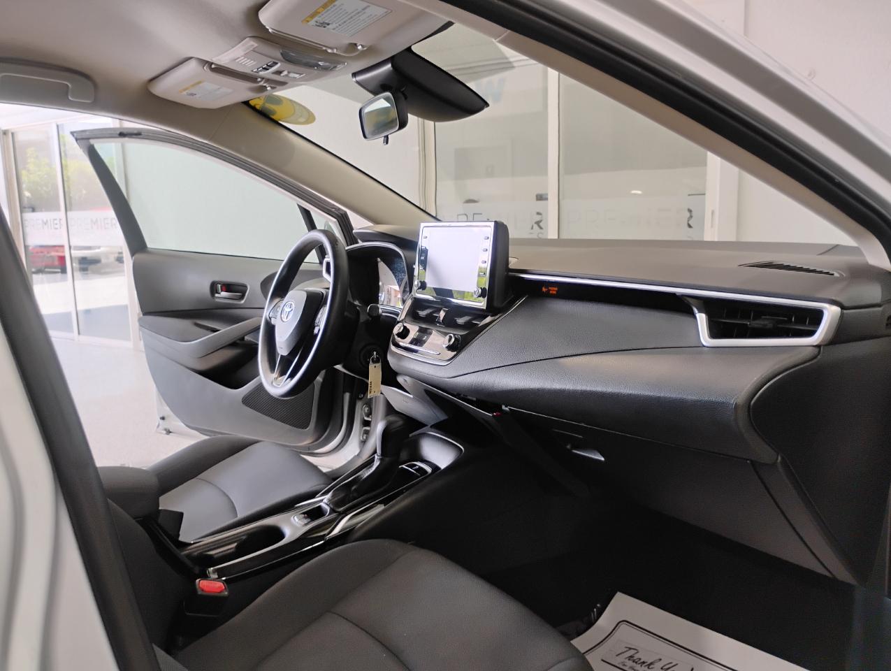 Toyota Corolla LE 2022