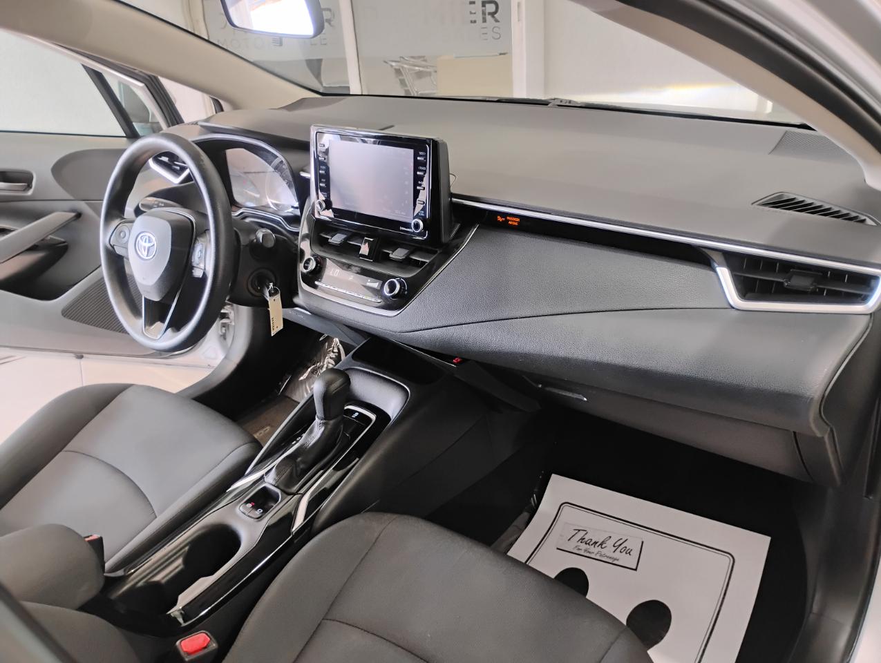 Toyota Corolla LE 2022