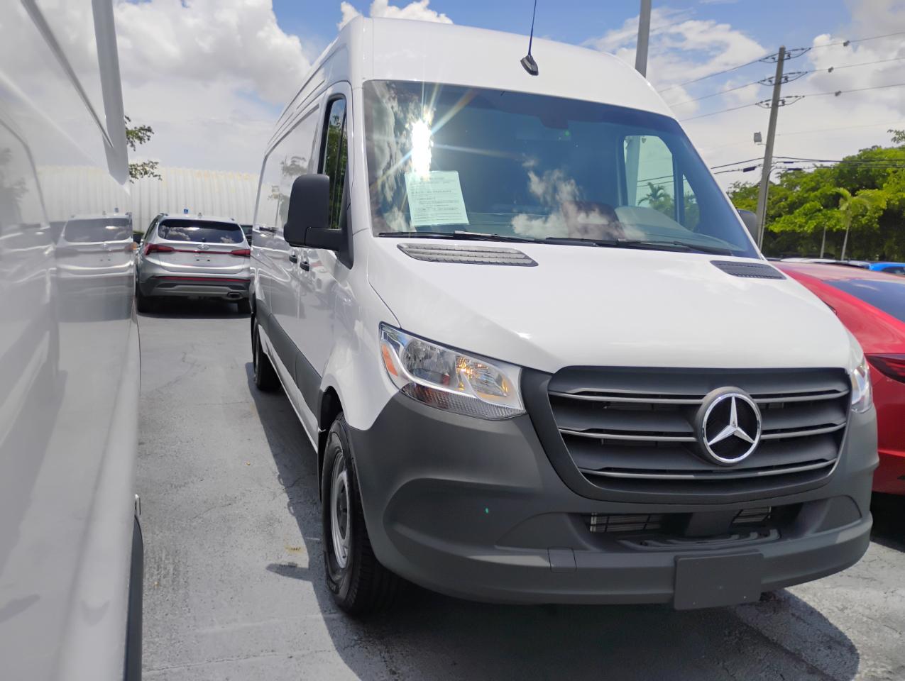 Mercedes-Benz Sprinter 2500 170-in. WB 2025