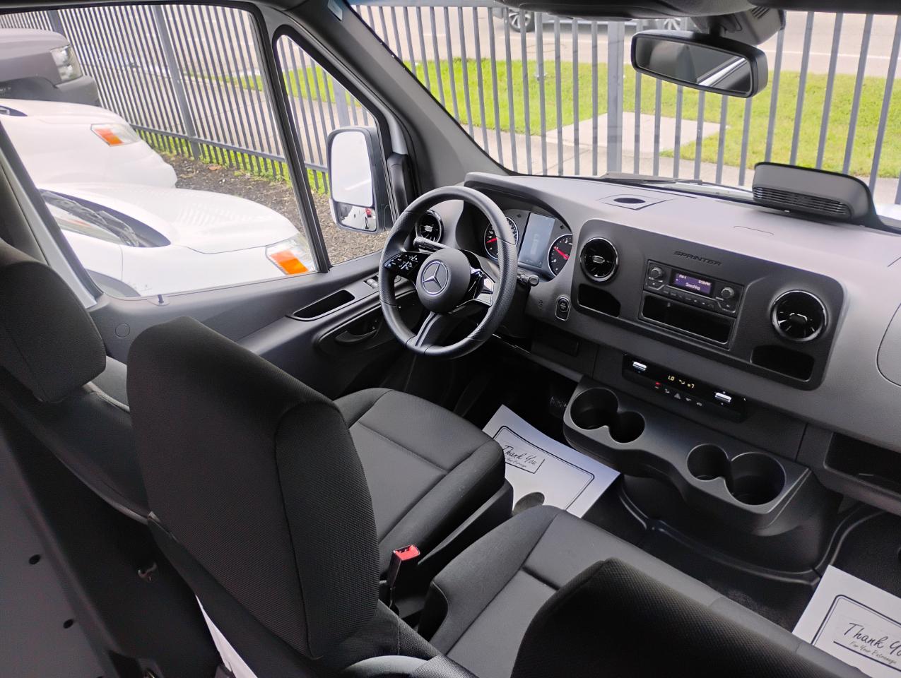 Mercedes-Benz Sprinter 2500 170-in. WB 2025