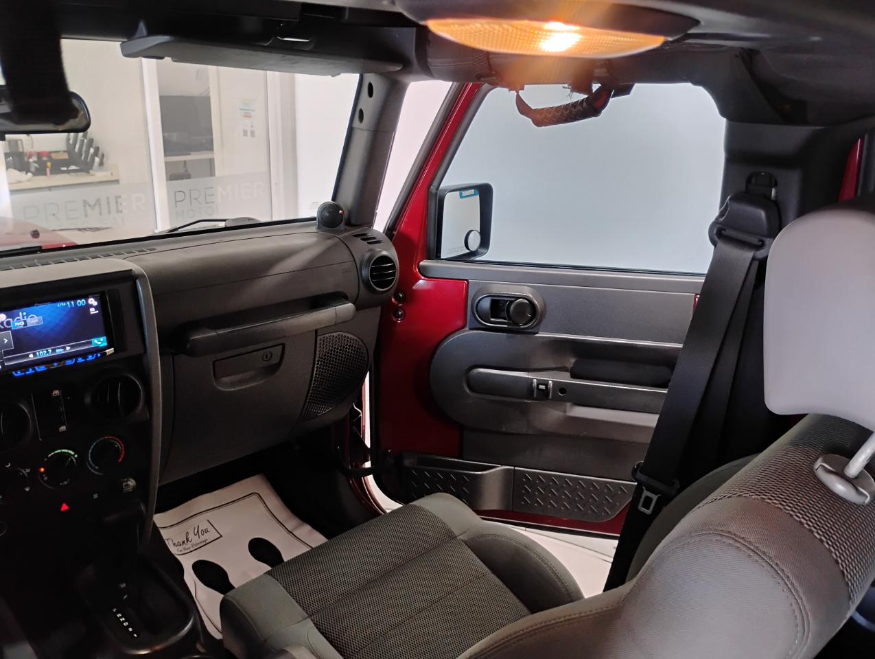 Jeep Wrangler Unlimited Sahara 2WD 2007
