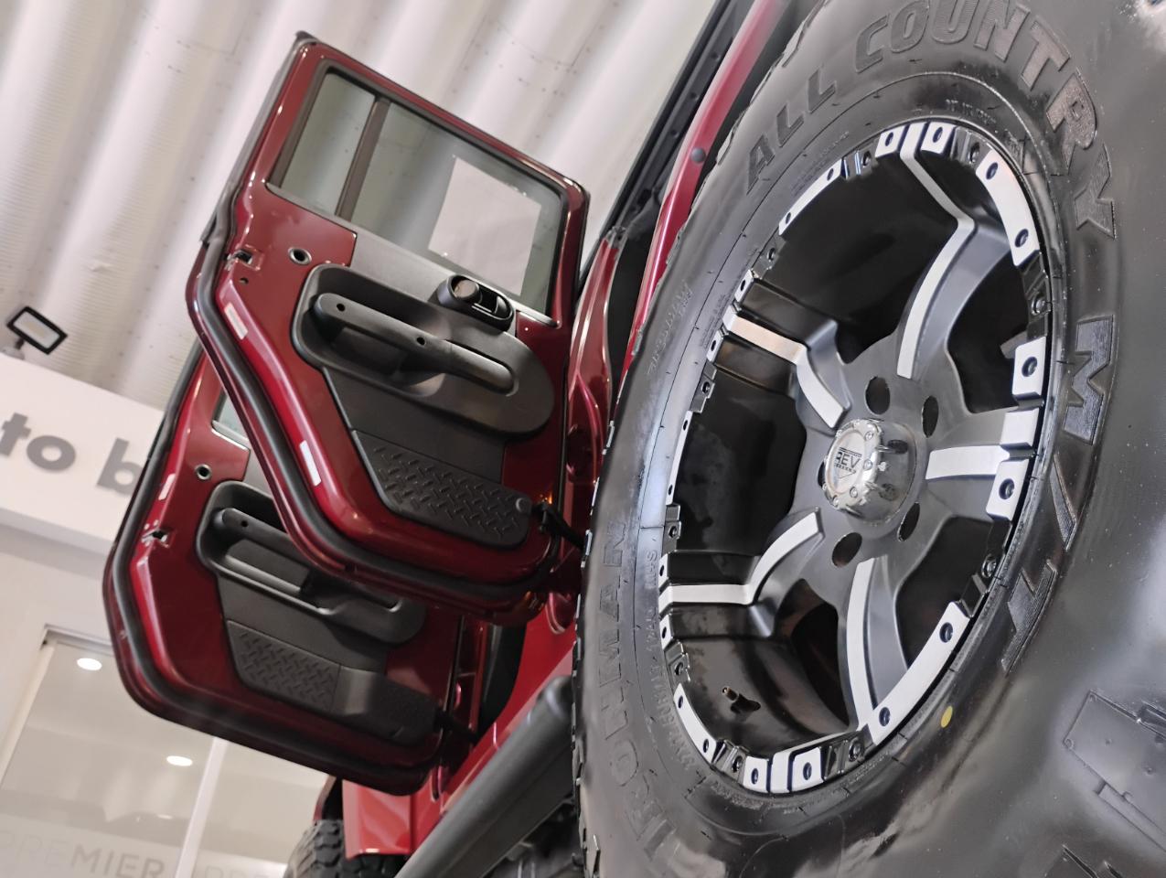 Jeep Wrangler Unlimited Sahara 2WD 2007