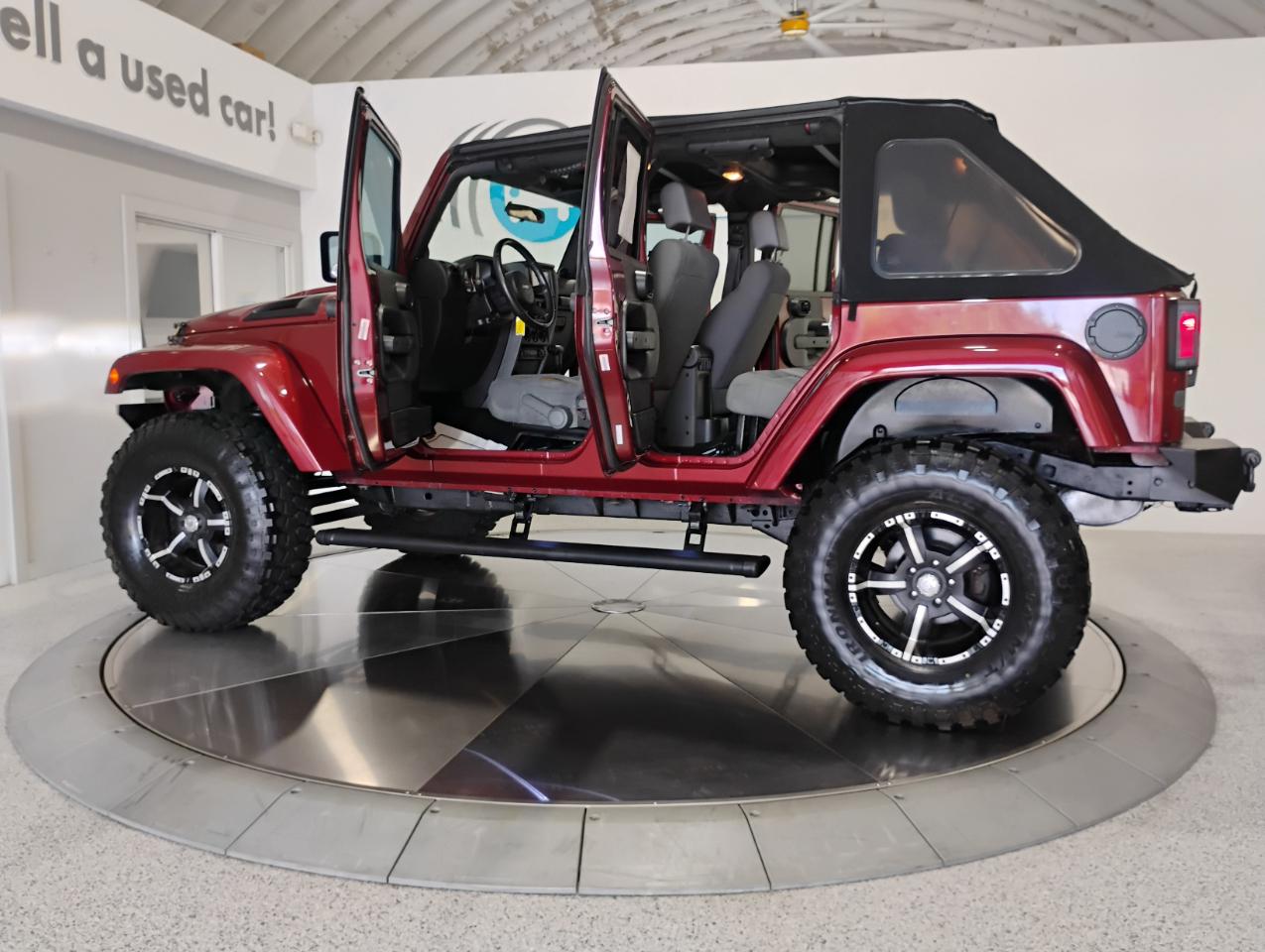 Jeep Wrangler Unlimited Sahara 2WD 2007