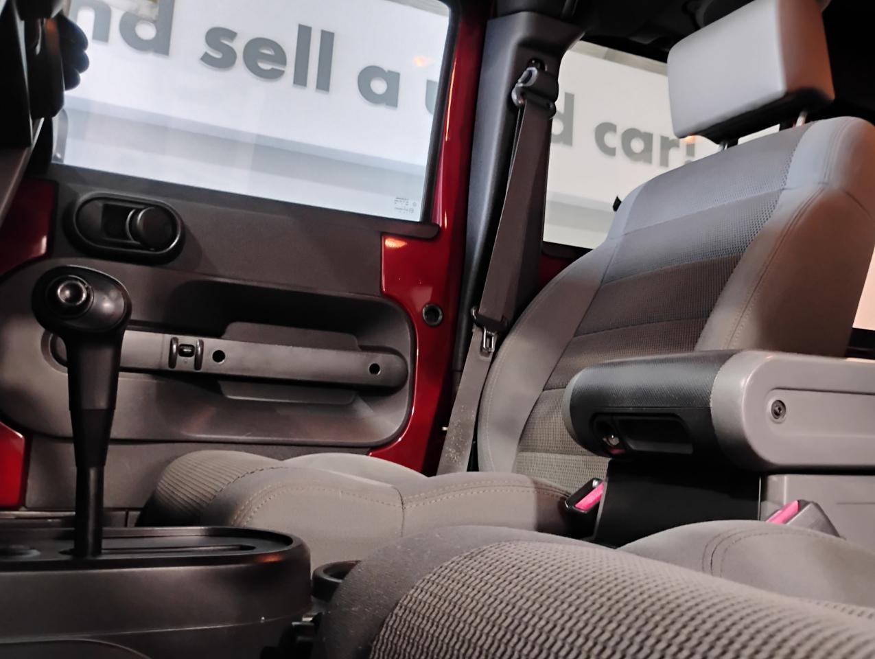 Jeep Wrangler Unlimited Sahara 2WD 2007