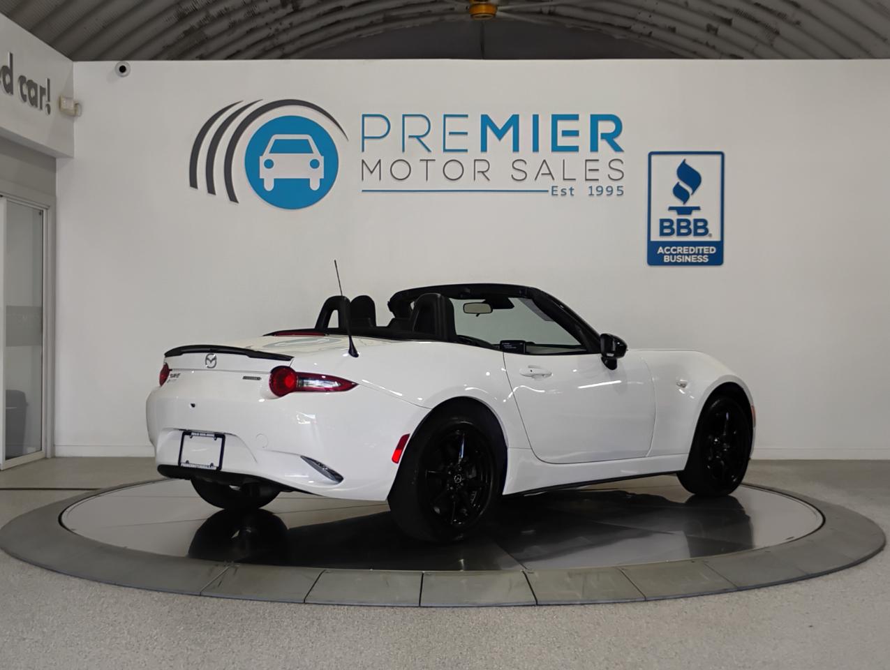 Mazda MX-5 Miata Sport 6AT 2021