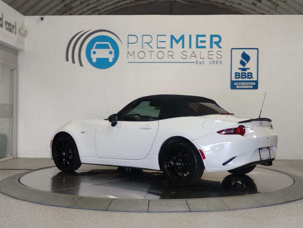 Mazda MX-5 Miata Sport 6AT 2021