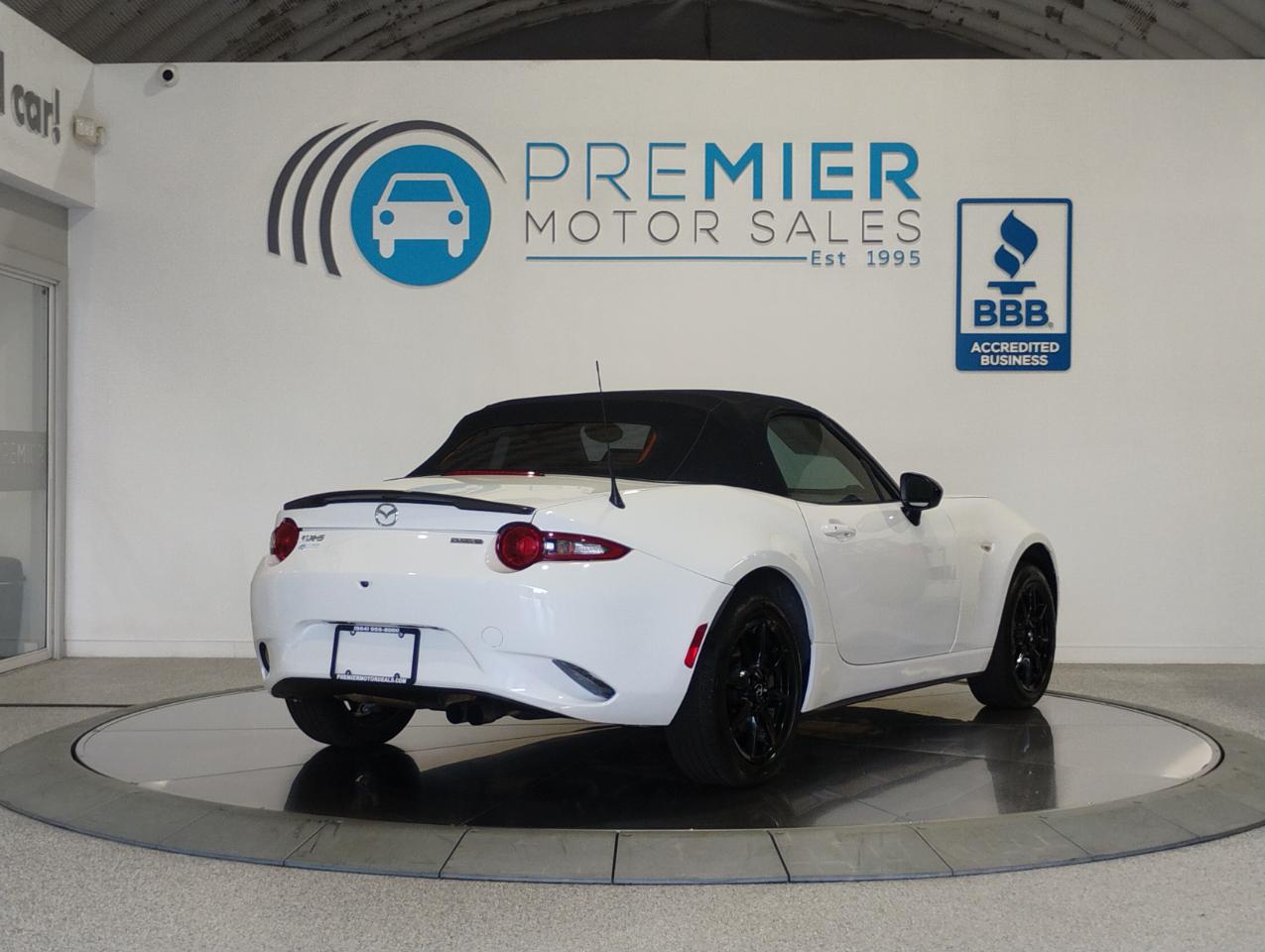 Mazda MX-5 Miata Sport 6AT 2021