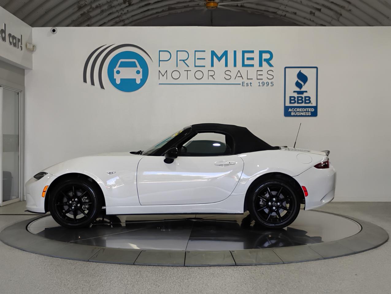 Mazda MX-5 Miata Sport 6AT 2021