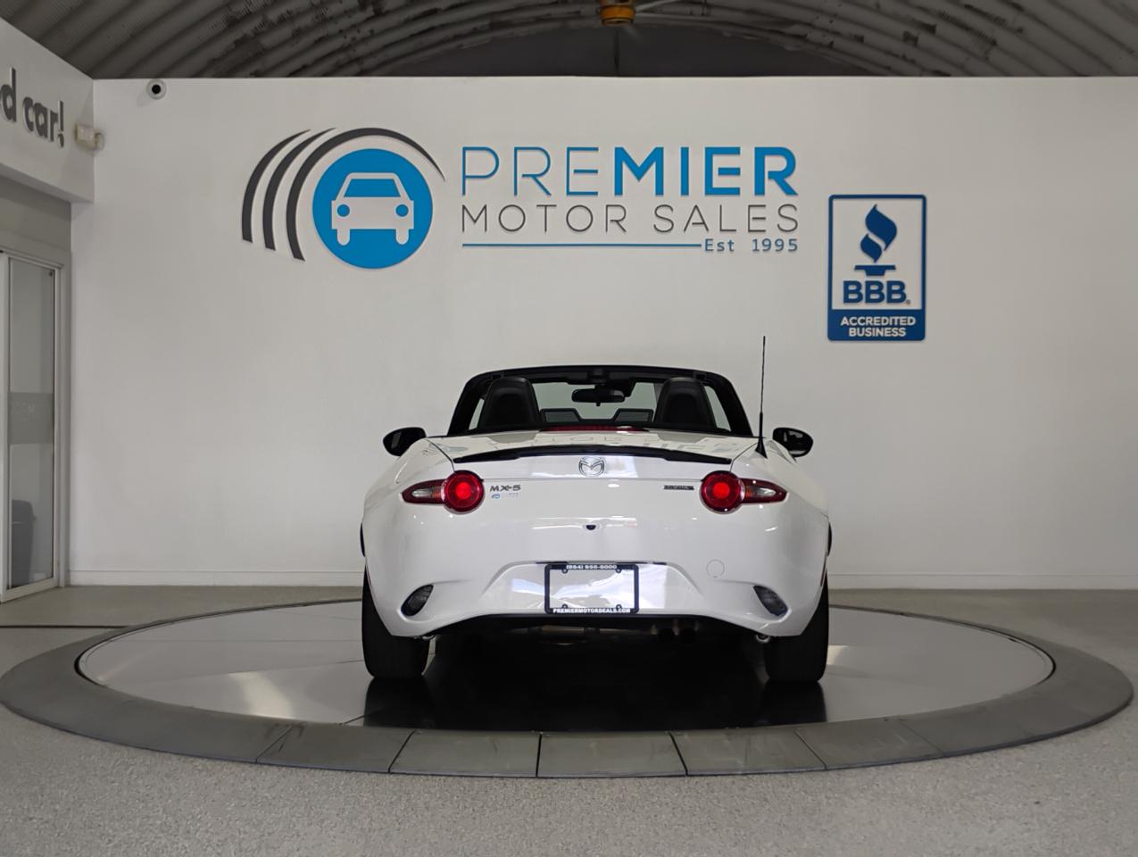 Mazda MX-5 Miata Sport 6AT 2021