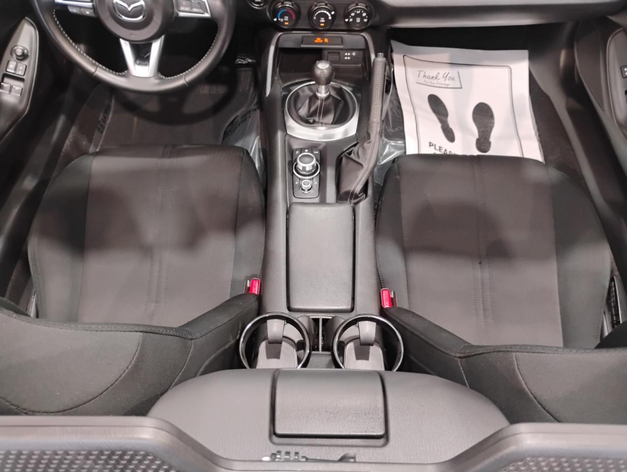 Mazda MX-5 Miata Sport 6AT 2021