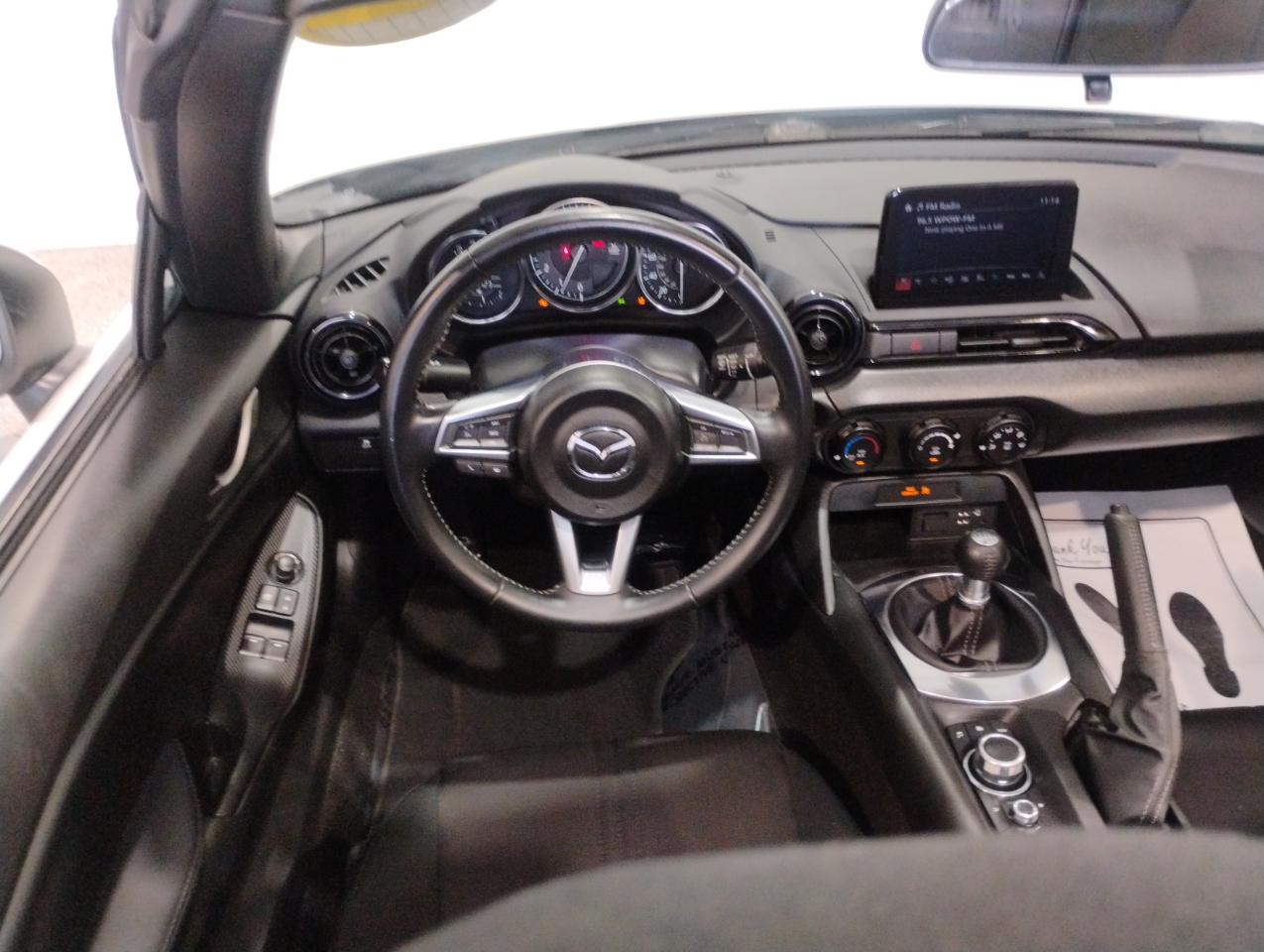 Mazda MX-5 Miata Sport 6AT 2021